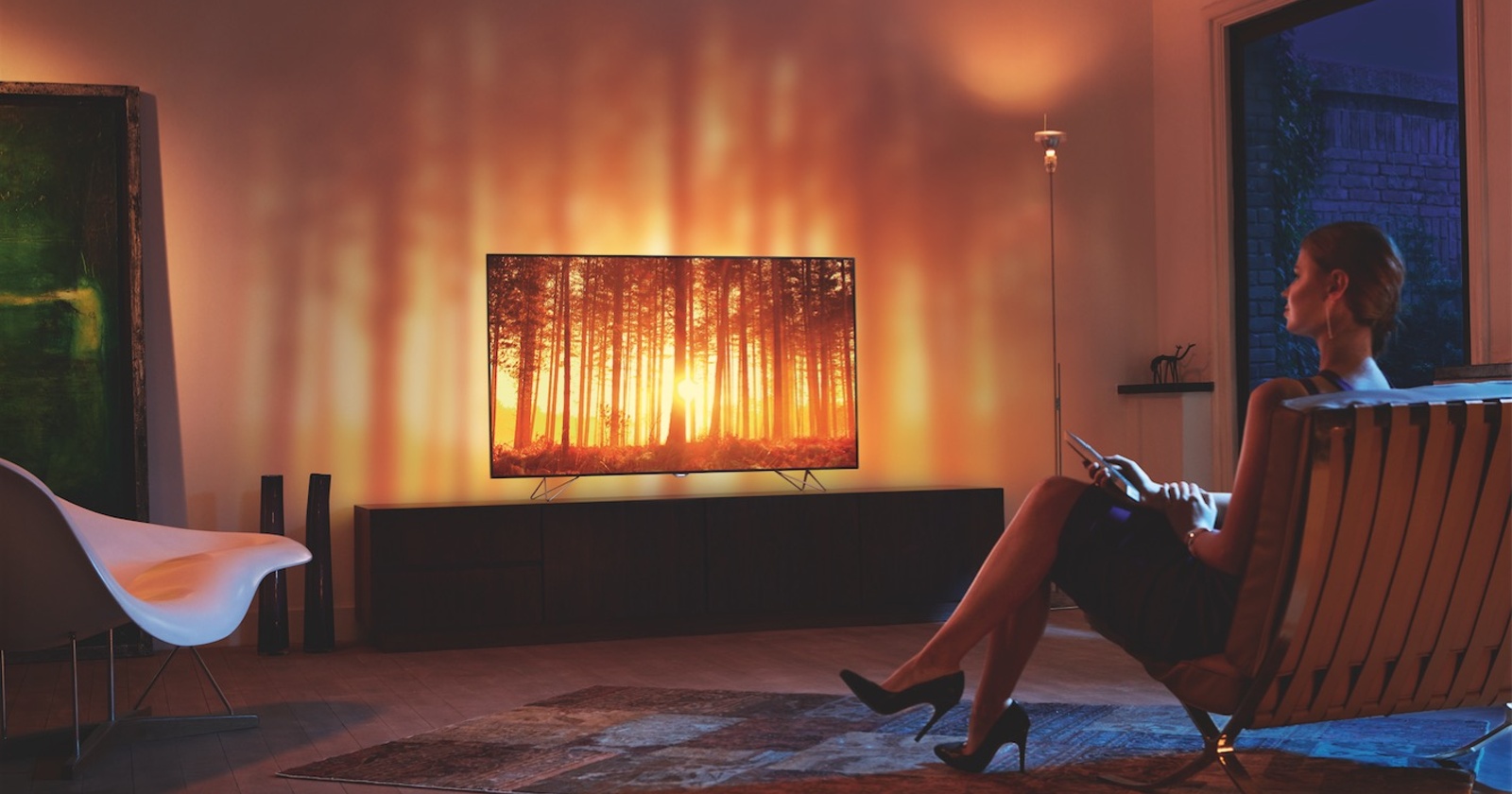 Televizorji Philips AmbiLux