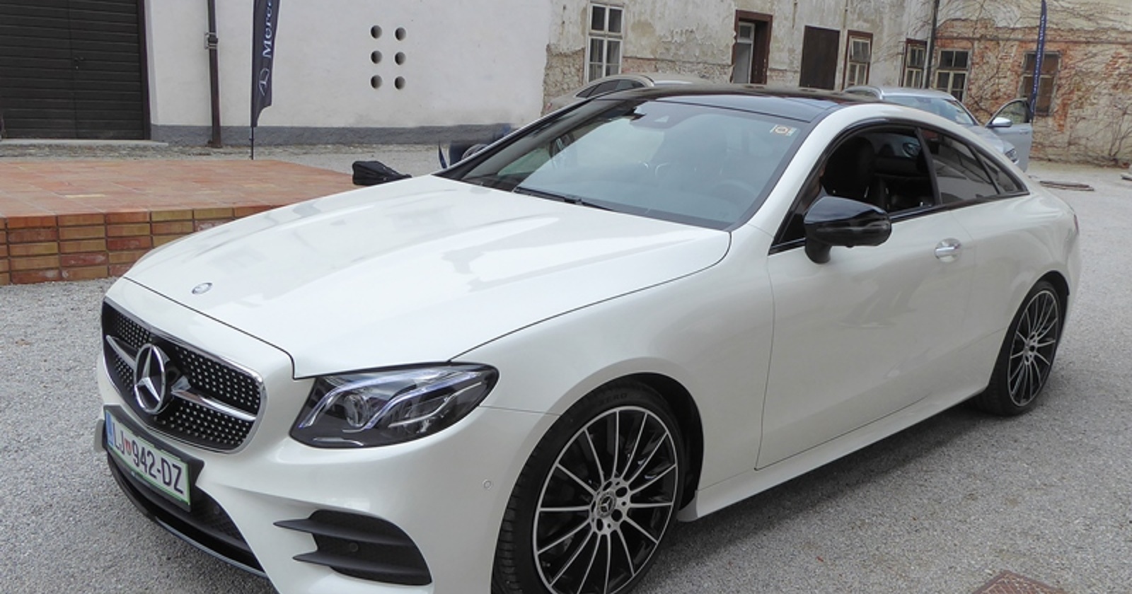 Mercedes - Benz E-Coupe