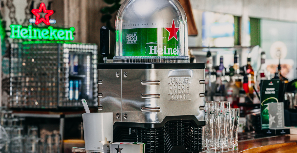 Heineken, točeno prosim!