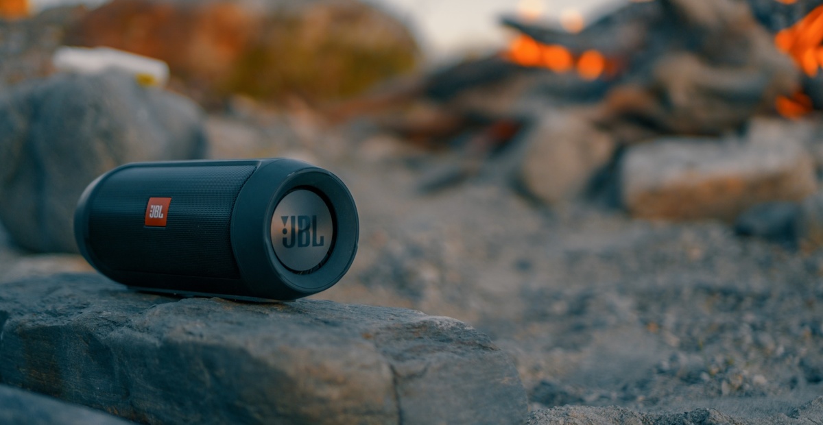 Prenosni zvočnik. Foto: Unsplash