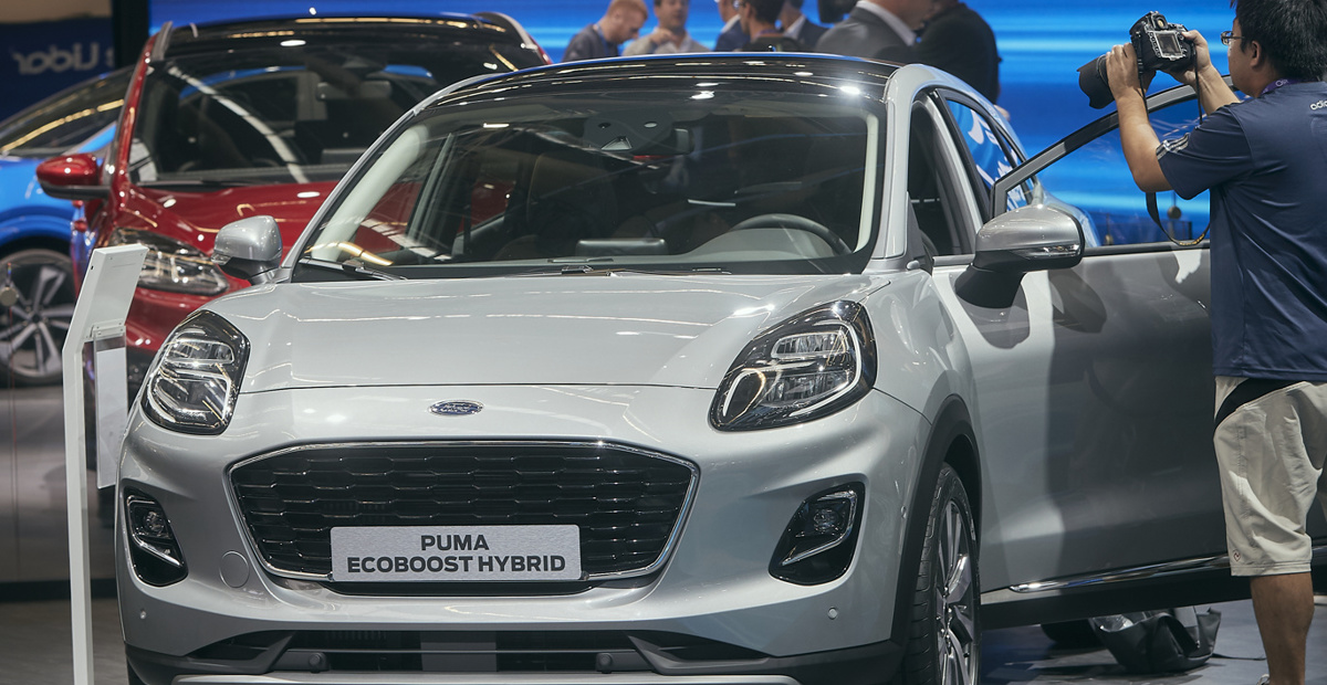 Leto 2022 – prevladala bodo električna vozila