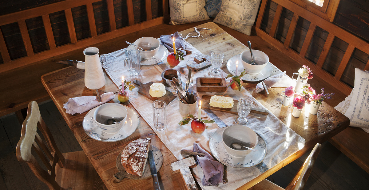 kulinarik-gedeckter-tischoesterreich-werbungharald-eisenbergern