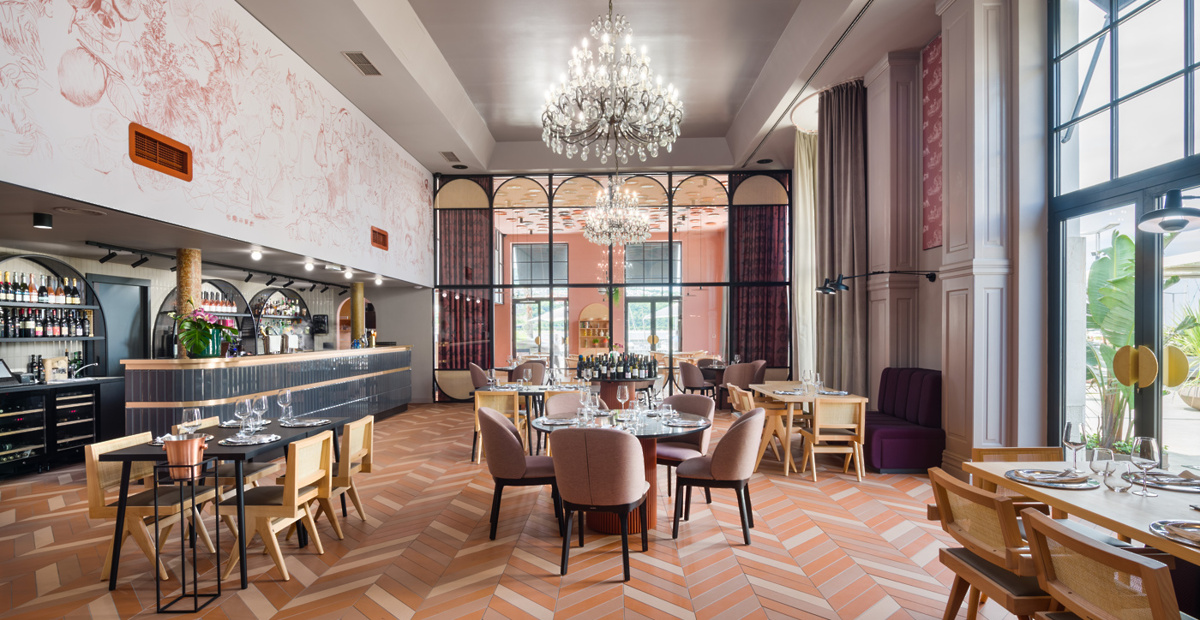 notranjost-restavracije-capra