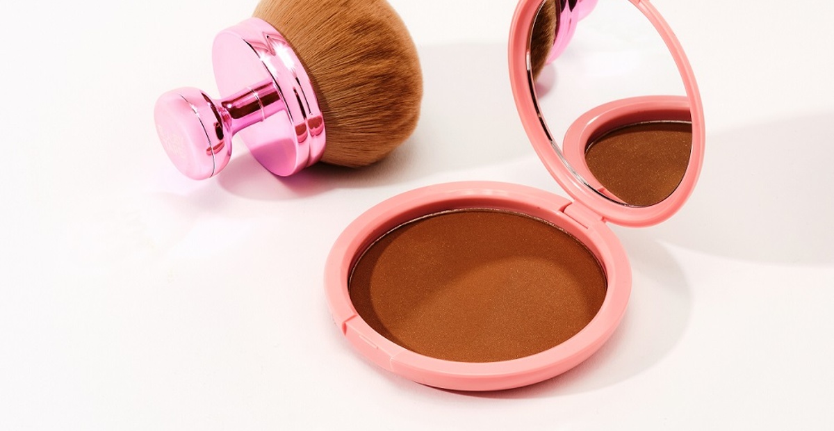 booby-tape---bronzer