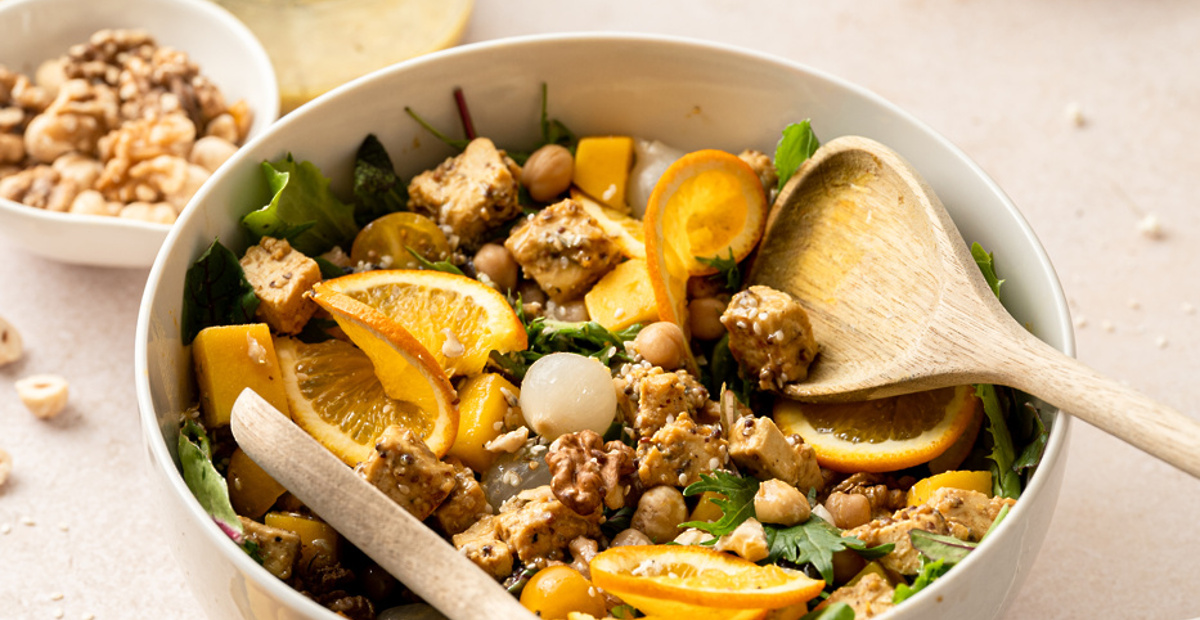 solata-z-gorčičnim-tofujem-in-pomarančno-polivko-z-gorčico-in-sezamom103