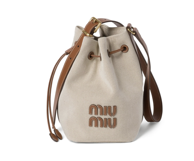 Platnena torbica Miu Miu (Farfetch).