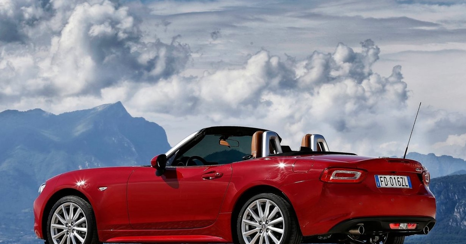 Fiat 124 Spider - Roadster