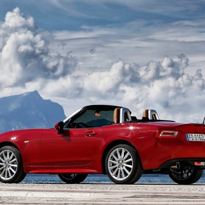 Fiat 124 Spider - Roadster