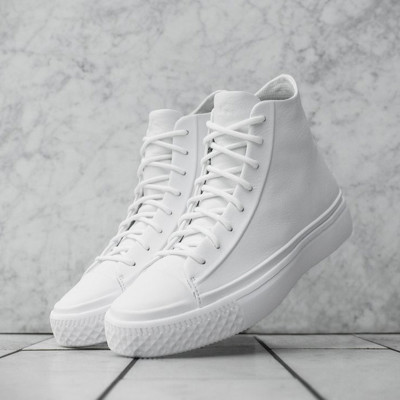 Chuck Modern Lux Pack