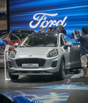 Ford načrtuje uvedbo osmih elektrificiranih vozil, ki bodo prispevala k načrtovani prodaji milijona elektrificiranih vozil v Evropi do konca leta 2022.