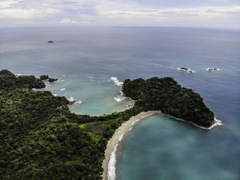 6. mesto: Costa Rica je čudovita tropska država, v kateri pura vida (neokrnjeno, čisto življenje) ni samo rek, ampak način življenja. Foto: Unsplash