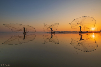 The Morning Catch ( Jutranji ulov), Kategorija: Bring Home the Harvest, Fotograf: Zay Yar Lin