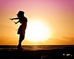 woman-happiness-sunrise-silhouette-40192