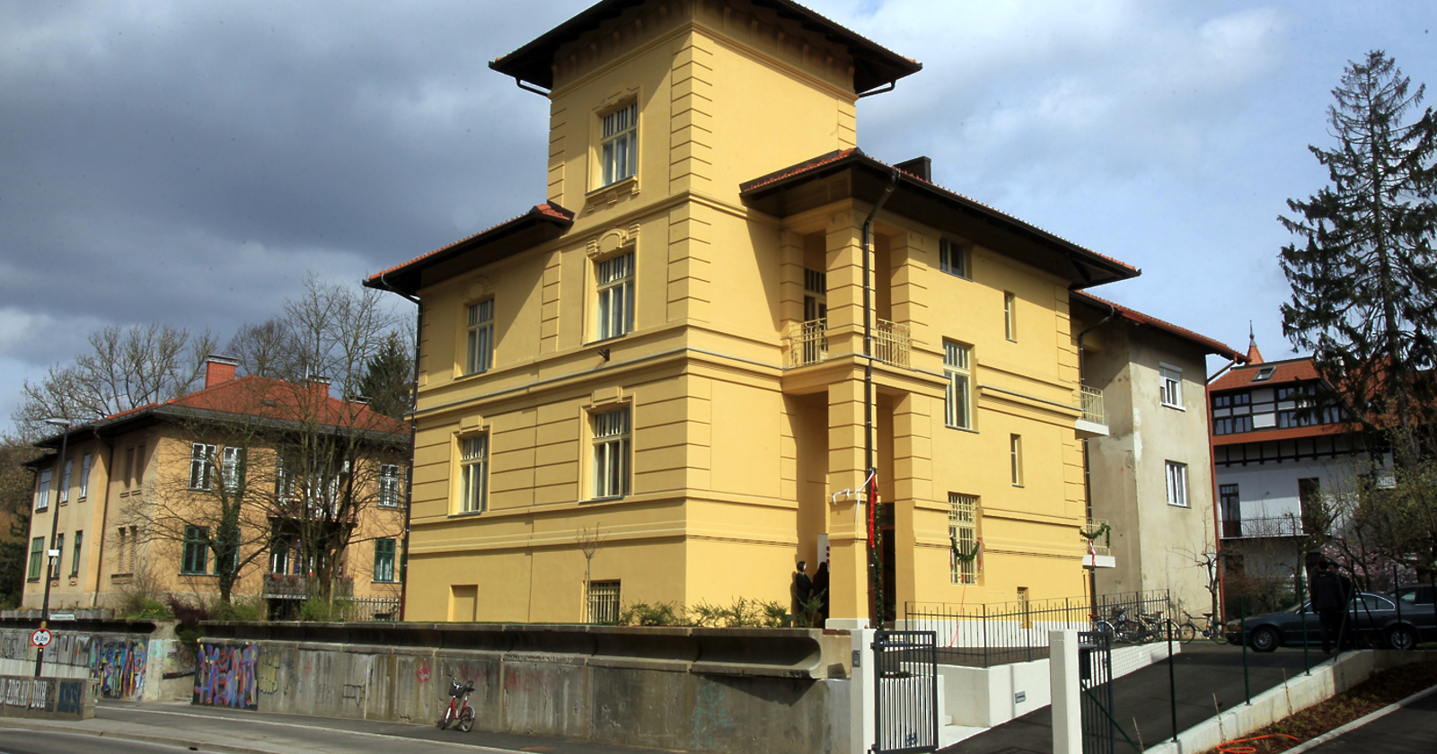 inštitut-za-narodnostna-vprašanja