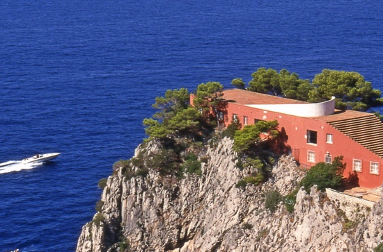 Vila Casa Malaparte na otoku Capri v Italiji